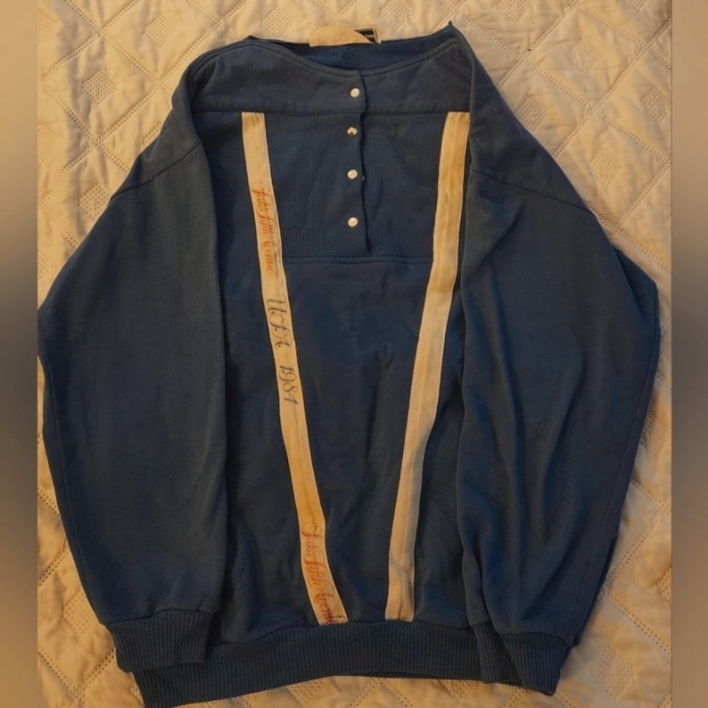 🌟Saks Fifth Avenue Blue Knit Fabric Sweater Size Small 🌟